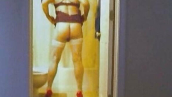 Cindy Starfall Gina Valentina và Karlee Grey clip sex nhật nhận được fuck trong phòng thay đồ